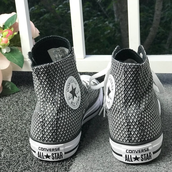 NWT Converse💥Ctas B/W Snake High Top WMNS AUTHENT - Picture 5 of 7